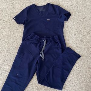 Figs Core Scrub Set 2